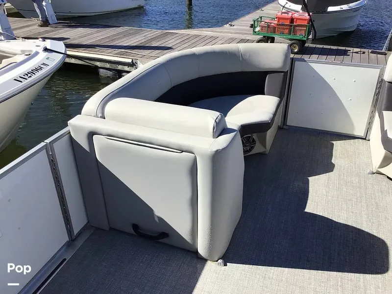 Slide: The Image of Harris HCX23 2025 - 15981800