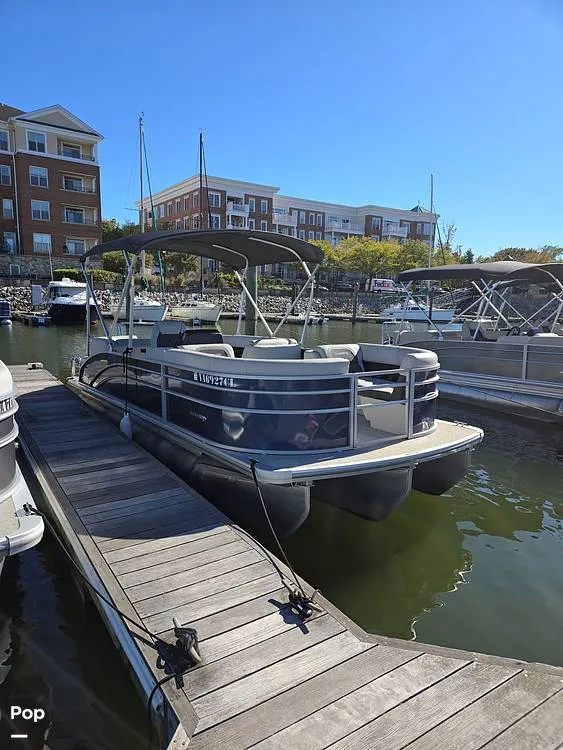 Slide: The Image of Harris HCX21 2024 - 15974627