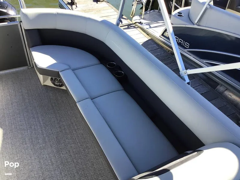 Slide: The Image of Harris HCX21 2025 - 15981649