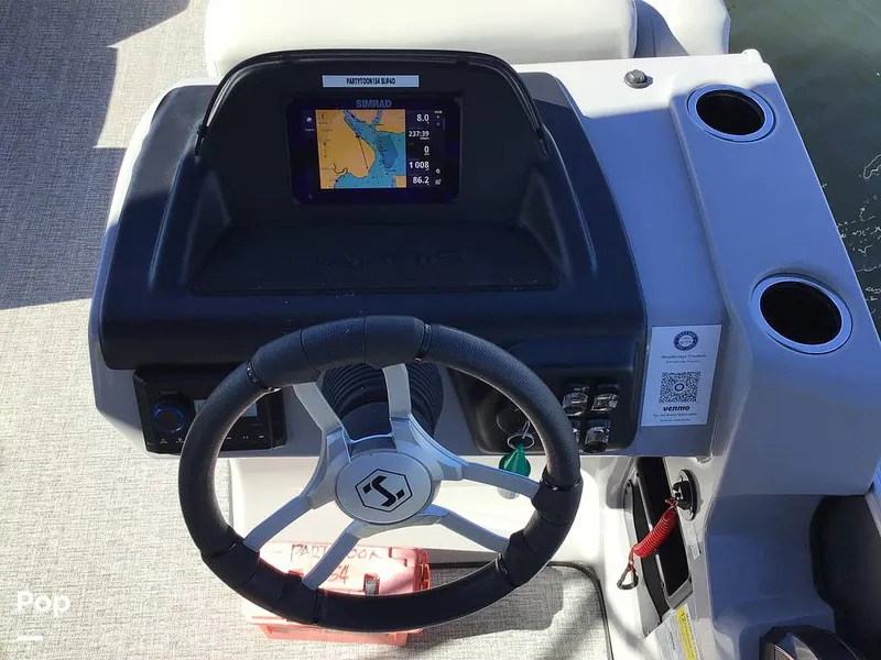 Slide: The Image of Harris HCX21 2025 - 15981666