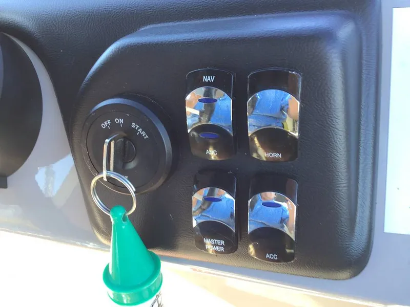 Slide: The Image of Harris HCX21 2025 - 15981668