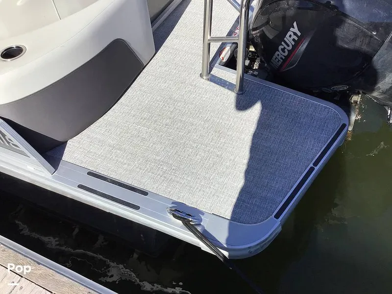 Slide: The Image of Harris HCX21 2025 - 15981638