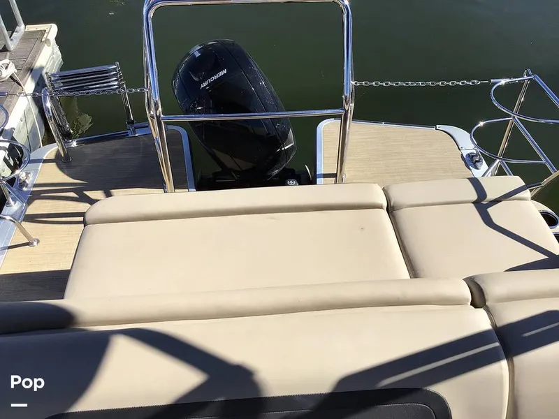 Slide: The Image of Harris HCX23 2025 - 15981606