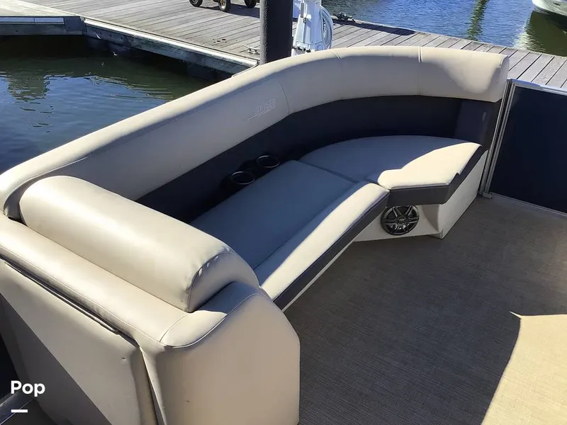 Slide: The Image of Harris HCX23 2025 - 15981613