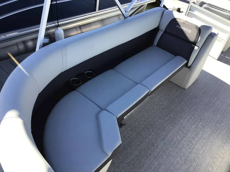 Slide: The Image of Harris HCX21 2025 - 15981559