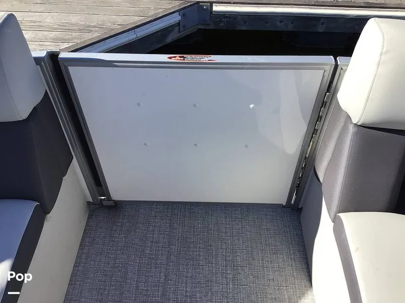 Slide: The Image of Harris HCX21 2025 - 15981573