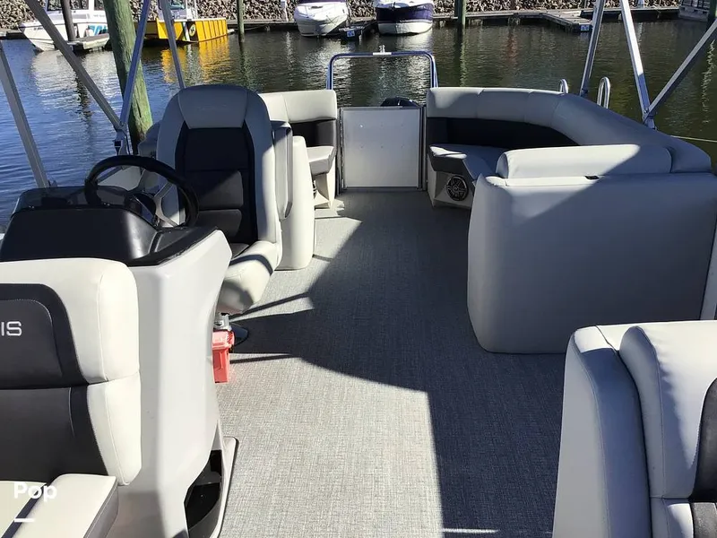 Slide: The Image of Harris HCX21 2025 - 15981574