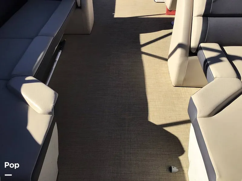 Slide: The Image of Harris HCX23 2025 - 15981523