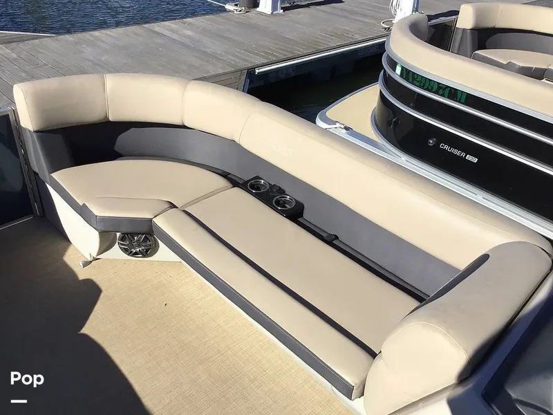 Slide: The Image of Harris HCX23 2025 - 15981528