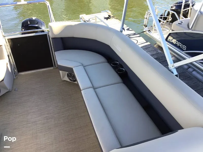 Slide: The Image of Harris HCX23 2025 - 15981488