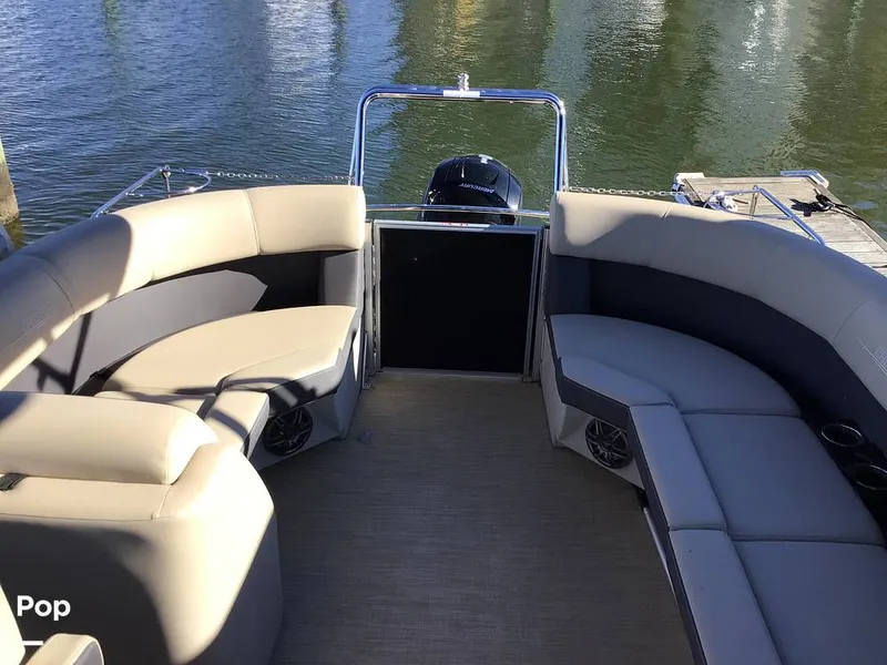 Slide: The Image of Harris HCX23 2025 - 15981489