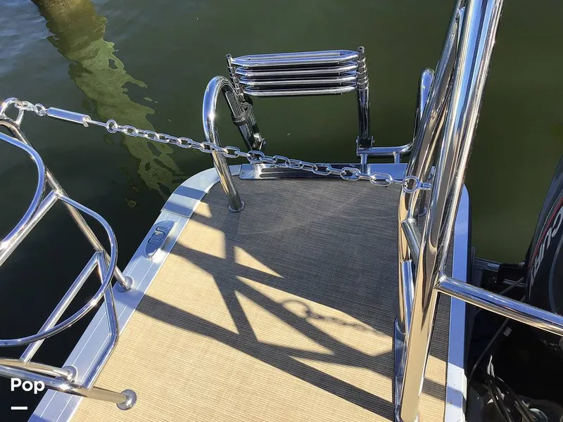 Slide: The Image of Harris HCX23 2025 - 15981481