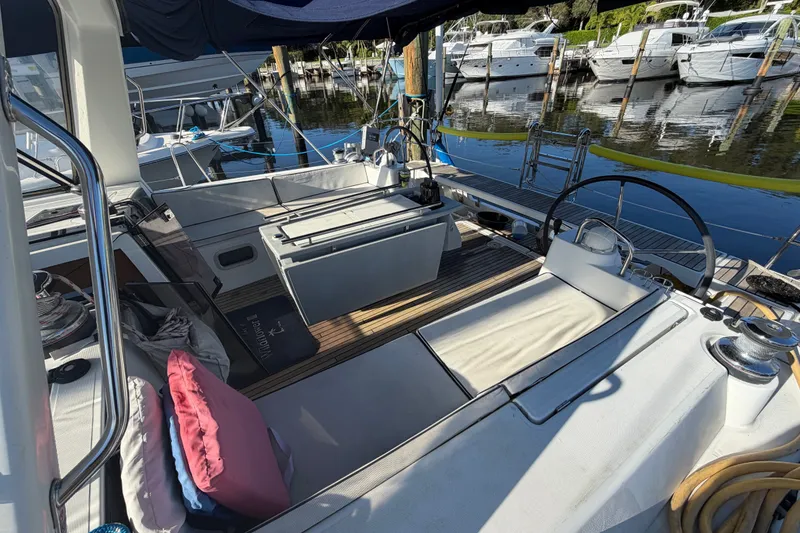 Slide: The Image of Beneteau Oceanis 45 2016 - 25