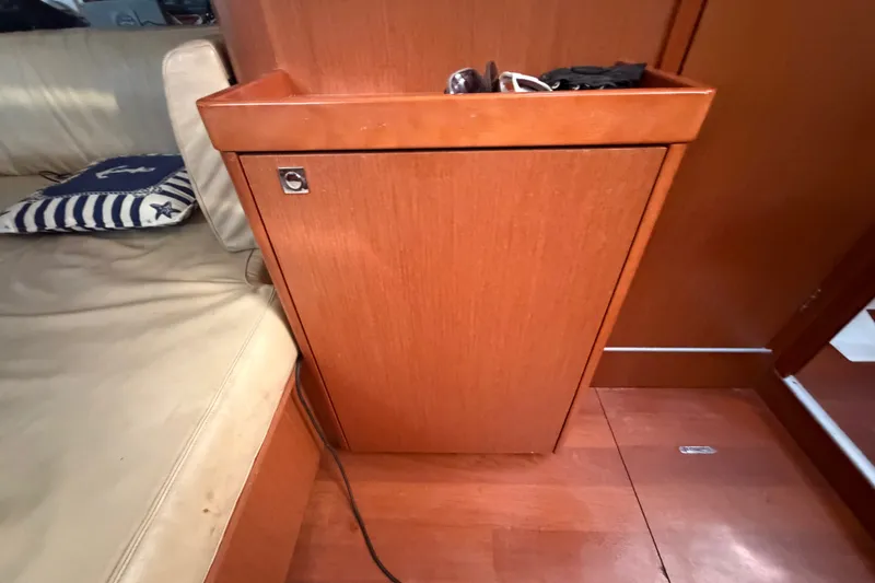 Slide: The Image of Beneteau Oceanis 45 2016 - 54