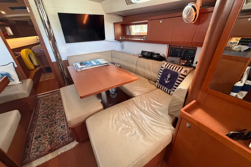 Slide: The Image of Beneteau Oceanis 45 2016 - 47