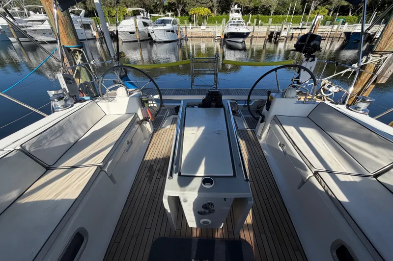 Slide: The Image of Beneteau Oceanis 45 2016 - 40