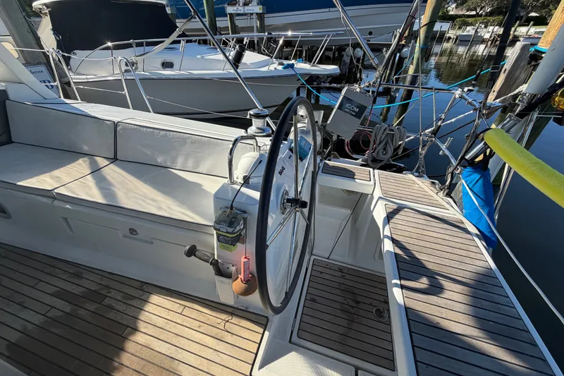 Slide: The Image of Beneteau Oceanis 45 2016 - 31