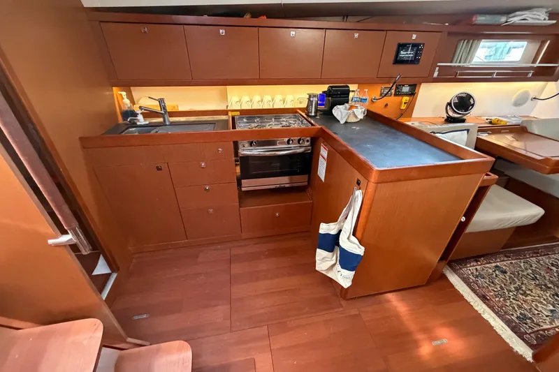 Slide: The Image of Beneteau Oceanis 45 2016 - 49