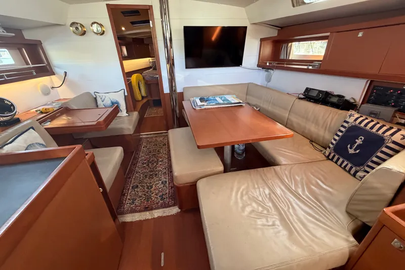 Slide: The Image of Beneteau Oceanis 45 2016 - 46