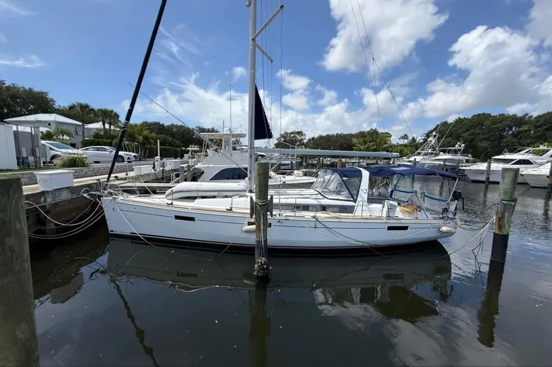 Slide: The Image of Beneteau Oceanis 45 2016 - 101