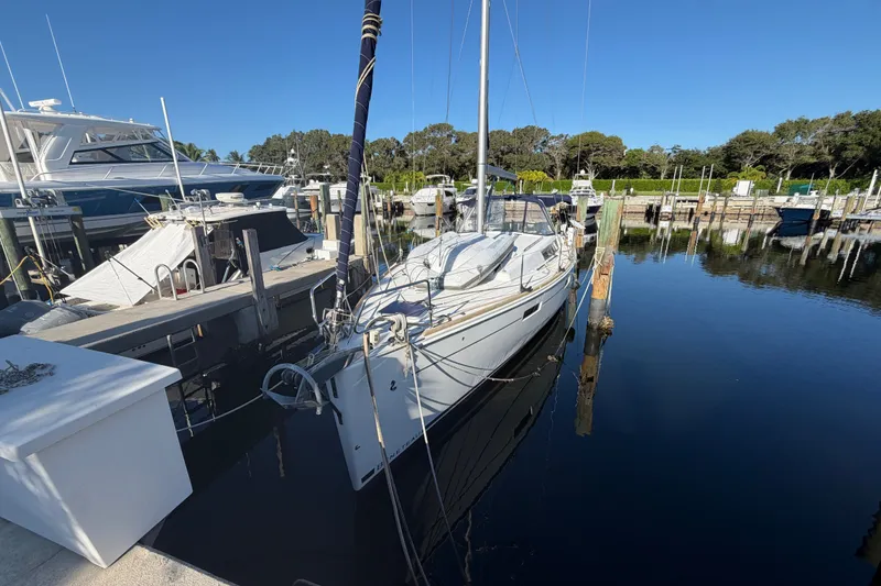 Slide: The Image of Beneteau Oceanis 45 2016 - 3