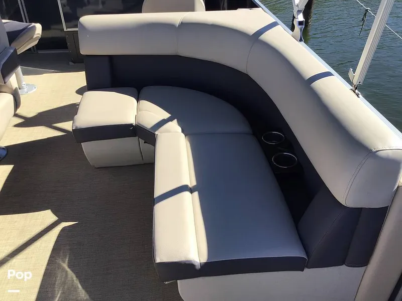 Slide: The Image of Harris HCX23 2025 - 15981830