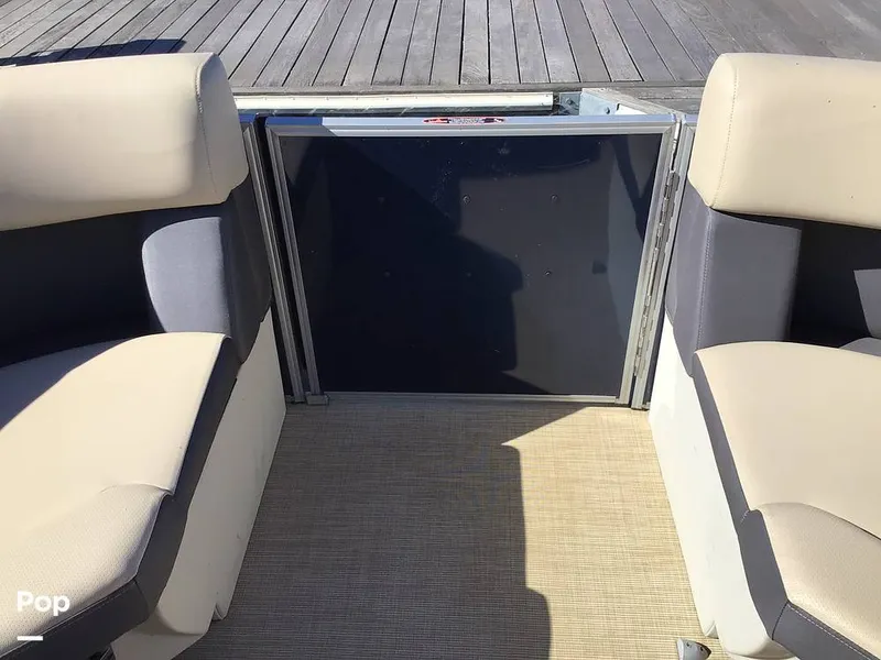 Slide: The Image of Harris HCX23 2025 - 15981832