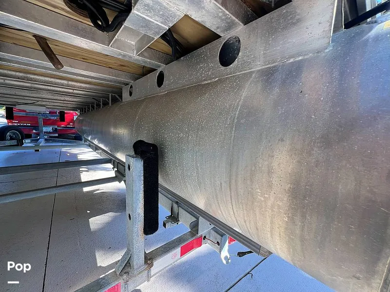 Slide: The Image of Berkshire B20F 2016 - 16005388