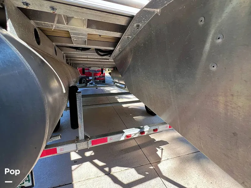 Slide: The Image of Berkshire B20F 2016 - 16005389