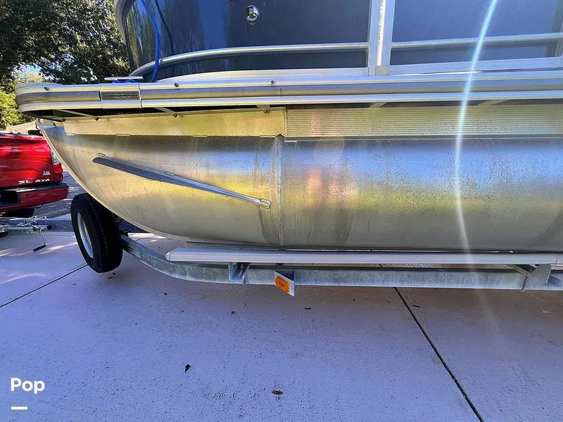 Slide: The Image of Berkshire B20F 2016 - 16005394