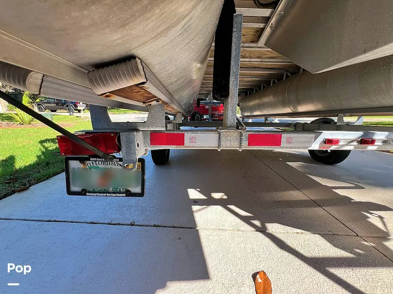 Slide: The Image of Berkshire B20F 2016 - 16005406