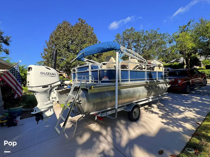 Slide: The Image of Berkshire B20F 2016 - 16005289