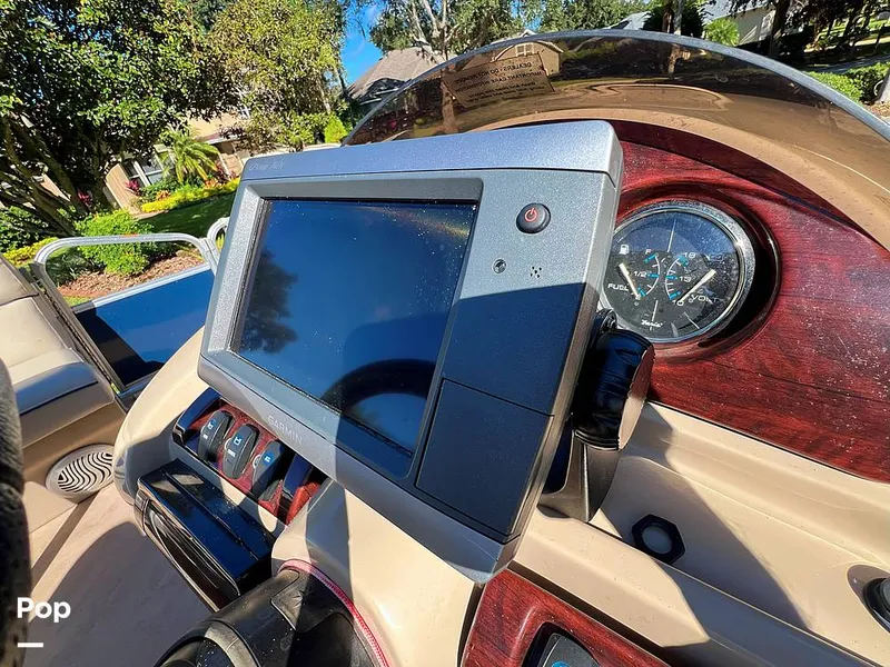 Slide: The Image of Berkshire B20F 2016 - 16005358