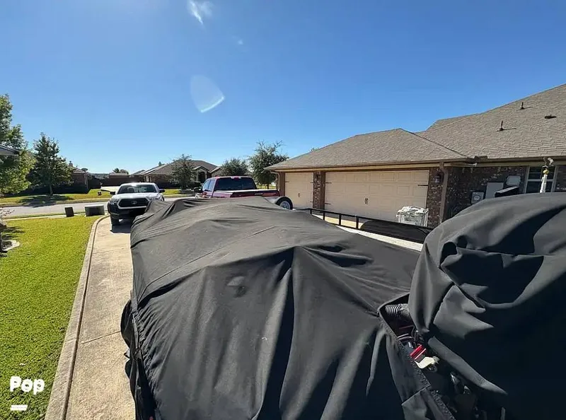 Slide: The Image of Triton 20TRX Patriot 2016 - 16063467