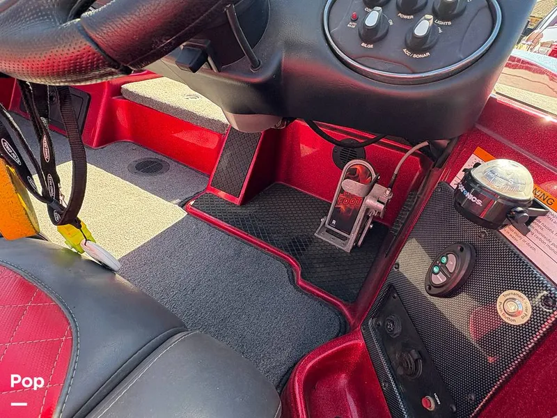 Slide: The Image of Triton 20TRX Patriot 2016 - 16040564