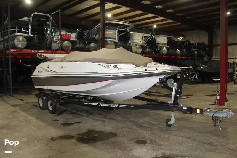 Slide: The Image of Hurricane SunDeck Sport 202 2015 - 16085708