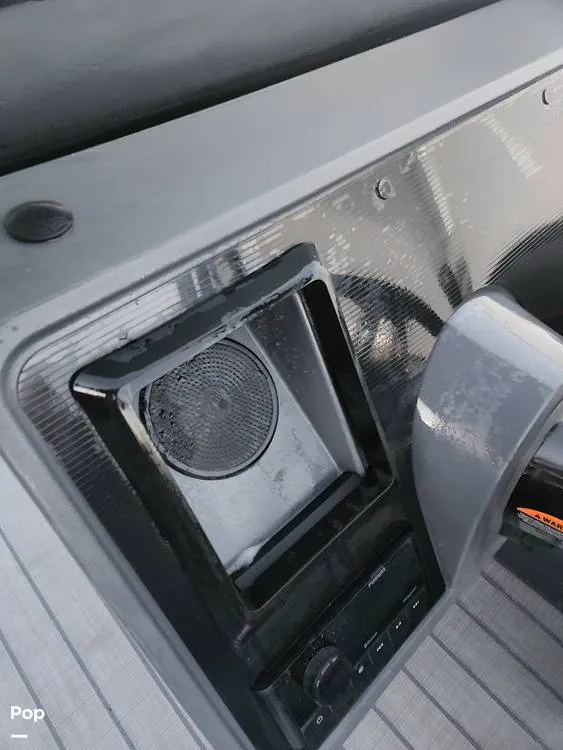 Slide: The Image of Manitou 22 Max Bench 2024 - 15986662