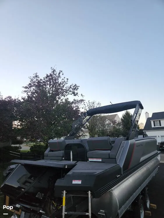 Slide: The Image of Manitou 22 Max Bench 2024 - 15986657