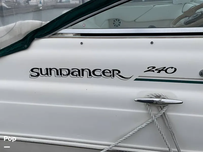 Slide: The Image of Sea Ray 240 Sundancer 2001 - 15999354
