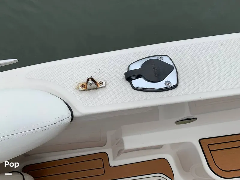 Slide: The Image of Sea Ray 240 Sundancer 2001 - 15999337