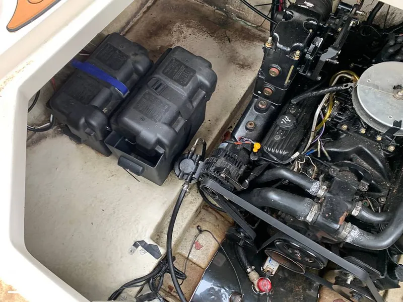 Slide: The Image of Sea Ray 240 Sundancer 2001 - 15999266