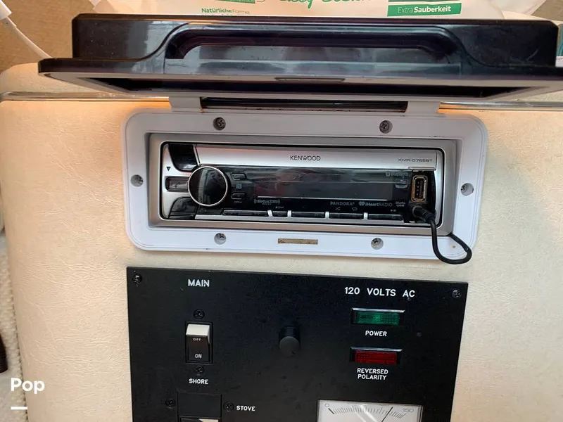 Slide: The Image of Sea Ray 240 Sundancer 2001 - 15999286