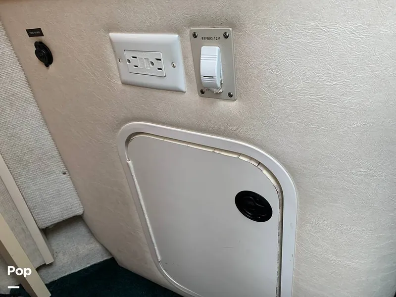 Slide: The Image of Sea Ray 240 Sundancer 2001 - 15999291