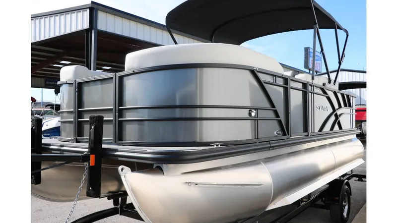 Slide: The Image of Sylvan Mirage 820 Party Fish Premium 2025 - 35