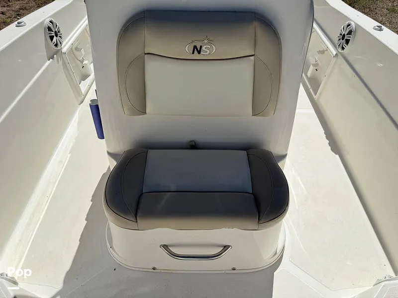 Slide: The Image of NauticStar 231 Coastal 2016 - 16010240