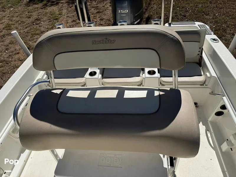 Slide: The Image of NauticStar 231 Coastal 2016 - 16010276