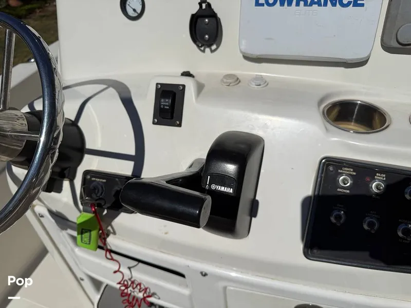 Slide: The Image of NauticStar 231 Coastal 2016 - 16010260