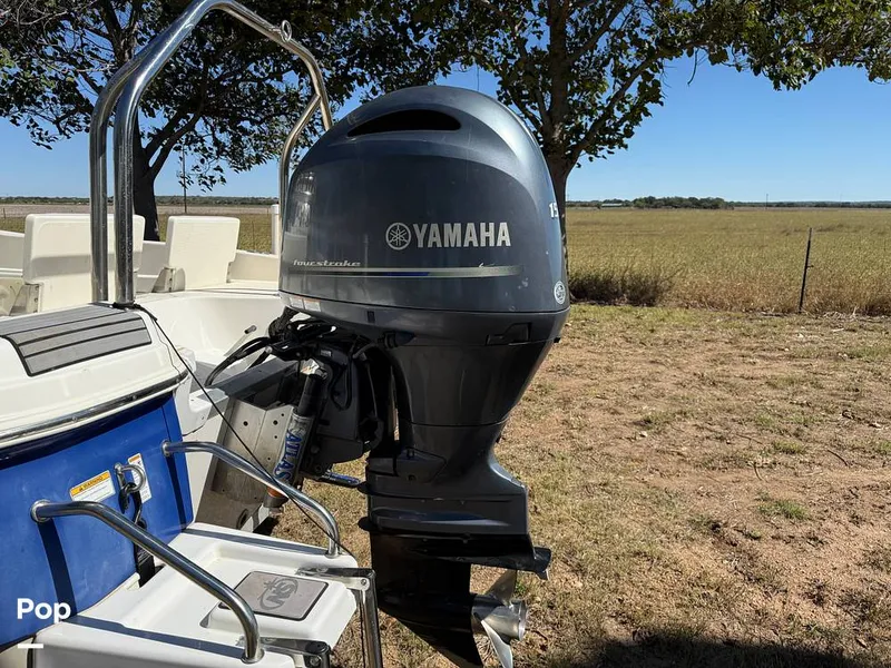 Slide: The Image of NauticStar 231 Coastal 2016 - 16010300