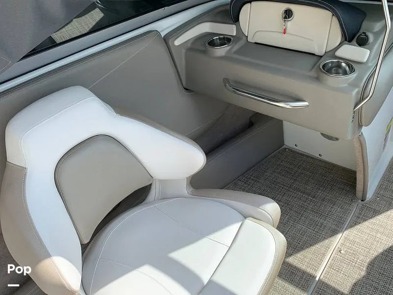 Slide: The Image of Crownline Boats 215 SS 2020 - 16006197