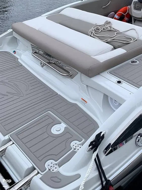 Slide: The Image of Crownline Boats 215 SS 2020 - 16006198